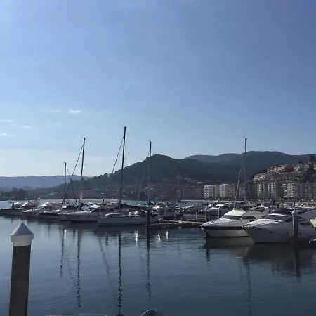 Úszó hotel Singular En