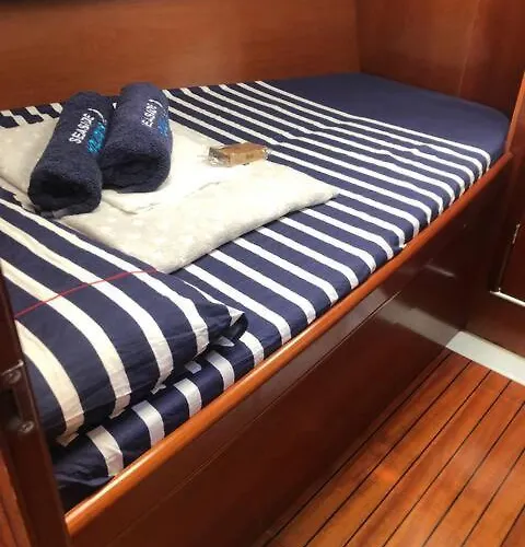 Singular En Πλωτό κατάλυμα Baiona