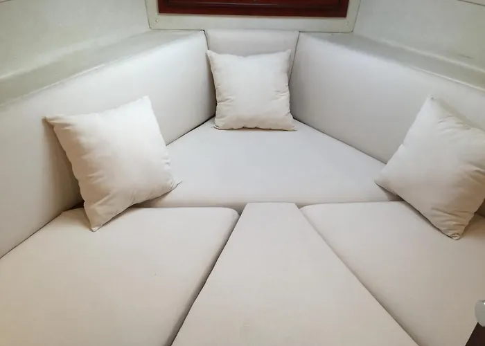 Singular En 船上ホテル バイヨーナ