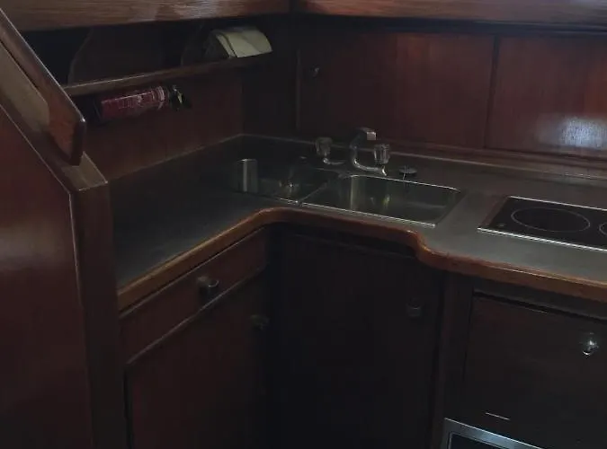 Singular En Πλωτό κατάλυμα *