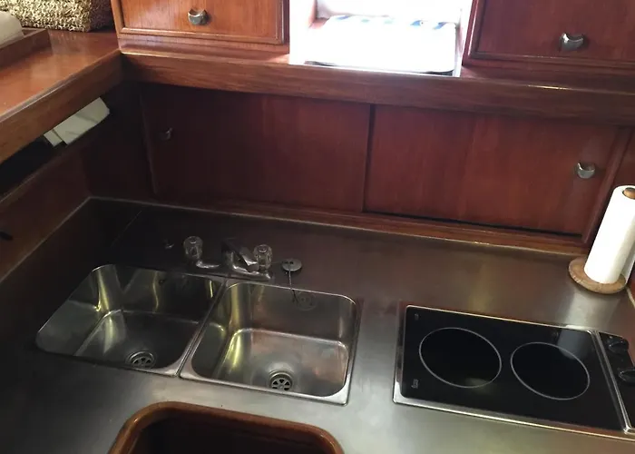 Πλωτό κατάλυμα Singular En Baiona